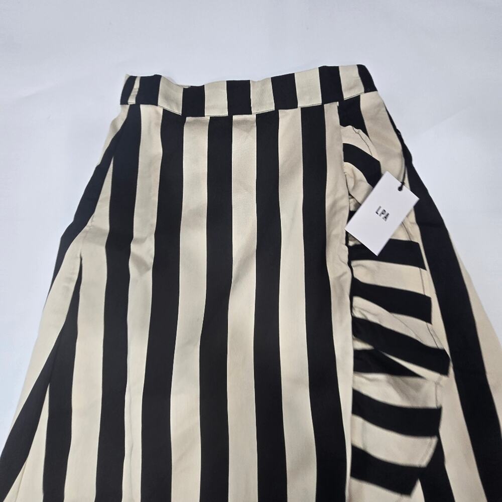 LPA Hi Low Ruffle Skirt in Black & White XS - Picture 4 of 12